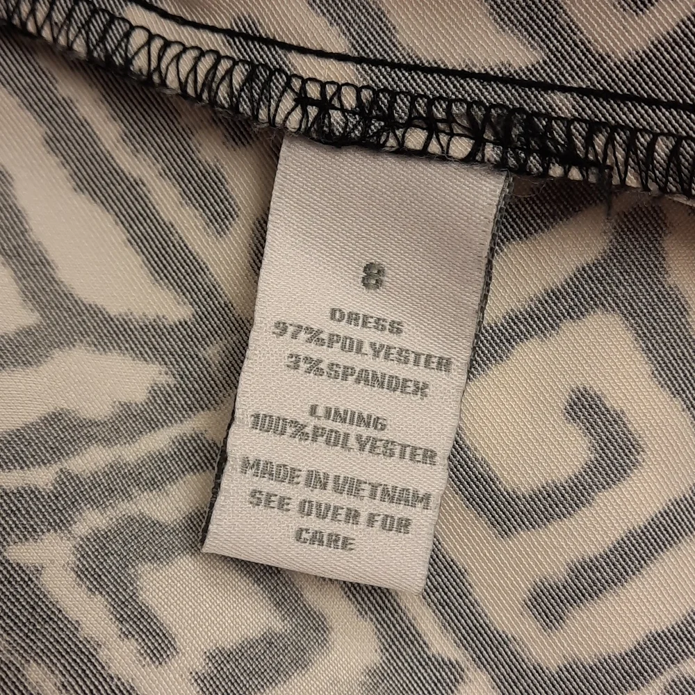 NWOT, Dress Barn Black and White Print Dress - Picture 11 of 11